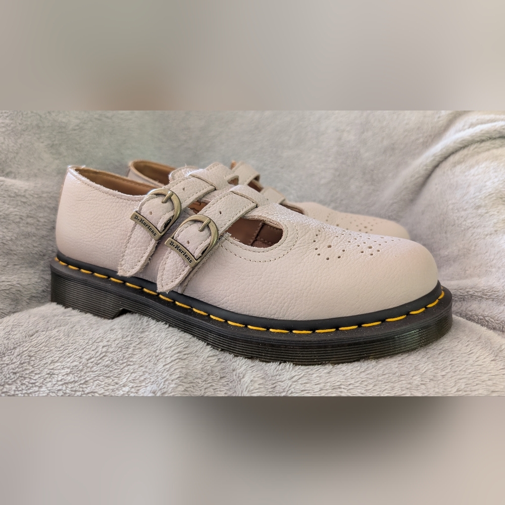 Taupe Size 9 Dr. Martens Mary Jane Shoes NWOB